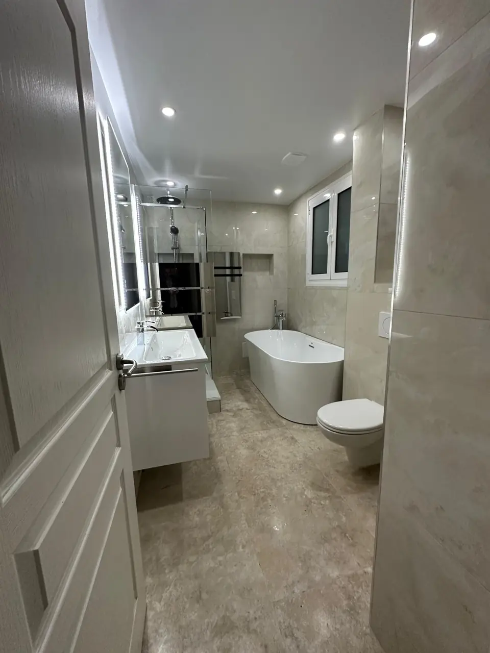 Une salle de bains, réinventée.